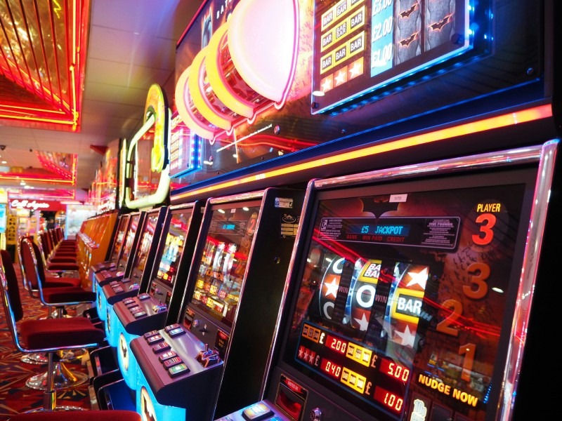 Le differenze tra casinò online italiani e internazionali